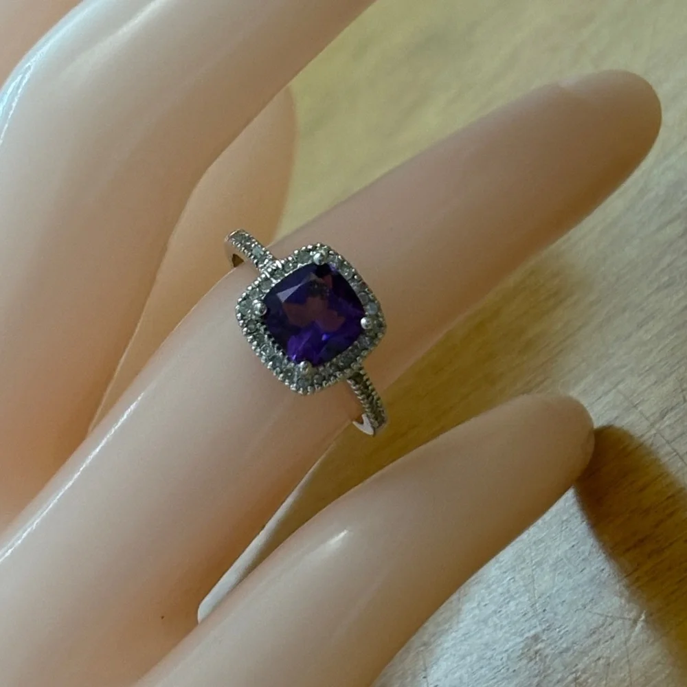 10kt White Gold Cushion Cut Genuine Amethyst and Diamond Halo Ring Size 6 - Picture 3 of 13